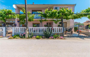 Stunning Apartment In Biograd Na Moru With Wifi